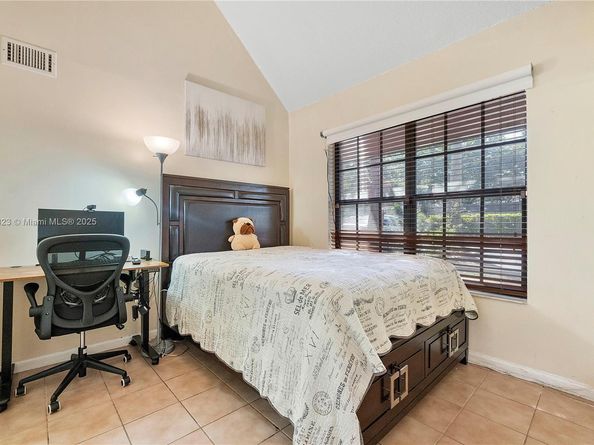 3413 S Atlanta Dr 3413, Hollywood FL 33021