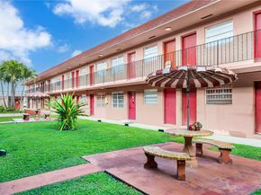 1281 W 29th St 6, Hialeah FL 33012