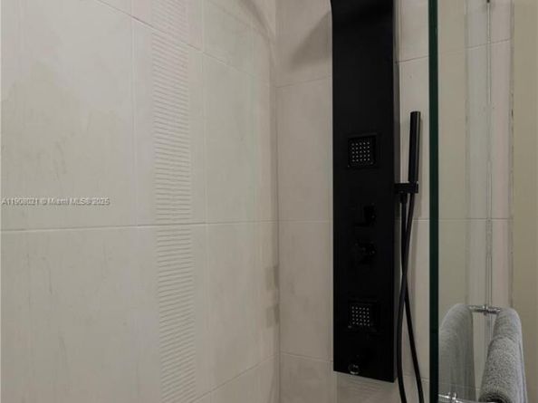 3250 Grand Ave 306, Miami FL 33133