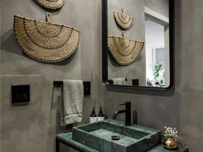 3250 Grand Ave 306, Miami FL 33133