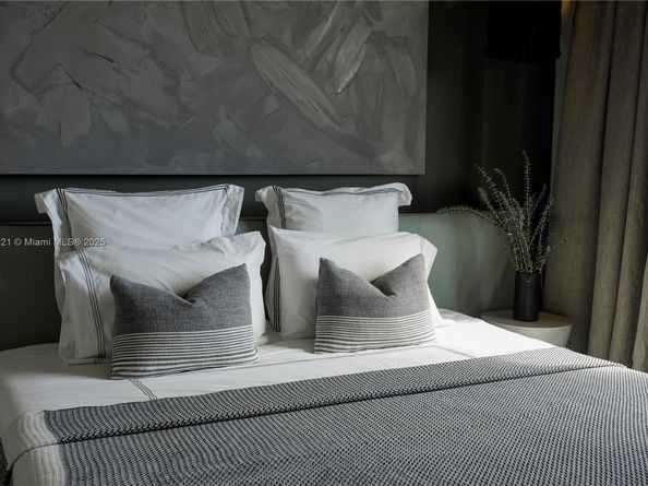 3250 Grand Ave 306, Miami FL 33133