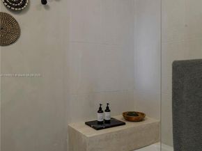 3250 Grand Ave 306, Miami FL 33133