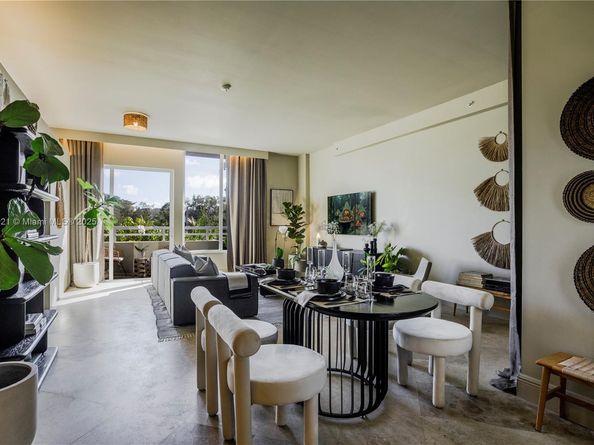 3250 Grand Ave 306, Miami FL 33133