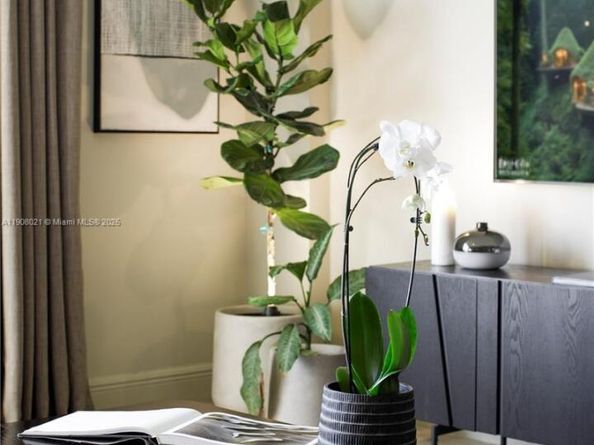 3250 Grand Ave 306, Miami FL 33133