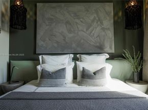 3250 Grand Ave 306, Miami FL 33133