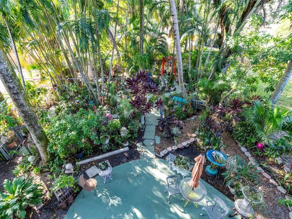 2361 SW 18th Ave, Fort Lauderdale FL 33315