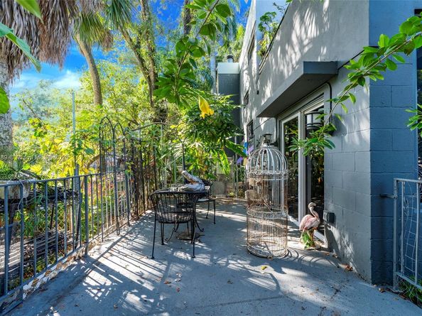 2361 SW 18th Ave, Fort Lauderdale FL 33315