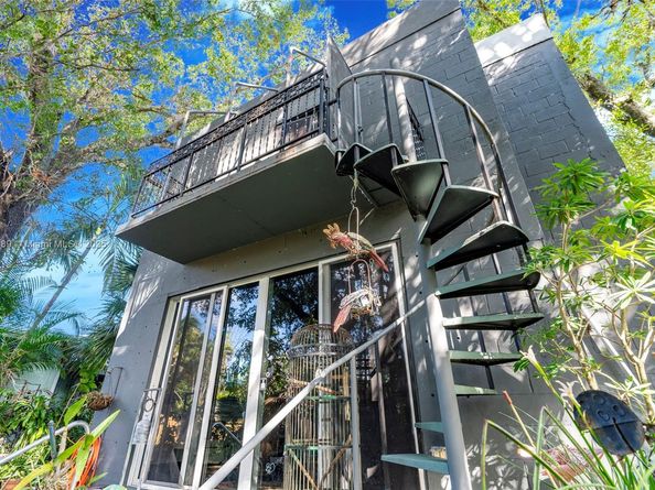 2361 SW 18th Ave, Fort Lauderdale FL 33315