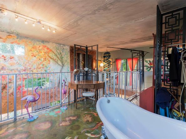 2361 SW 18th Ave, Fort Lauderdale FL 33315