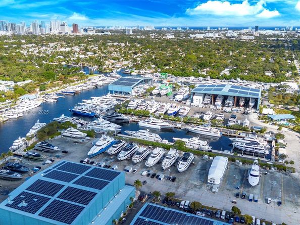 2361 SW 18th Ave, Fort Lauderdale FL 33315