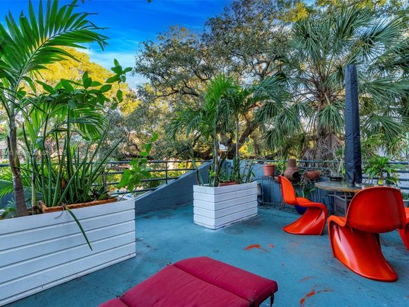 2361 SW 18th Ave, Fort Lauderdale FL 33315