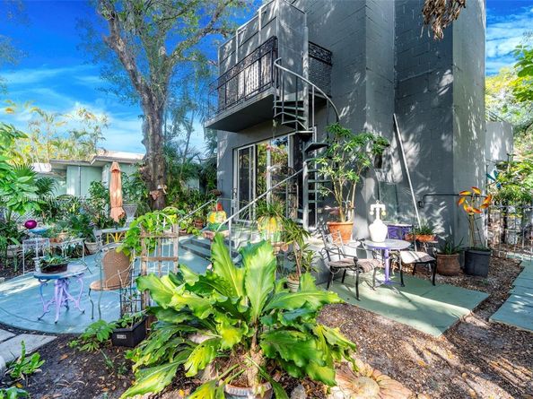 2361 SW 18th Ave, Fort Lauderdale FL 33315