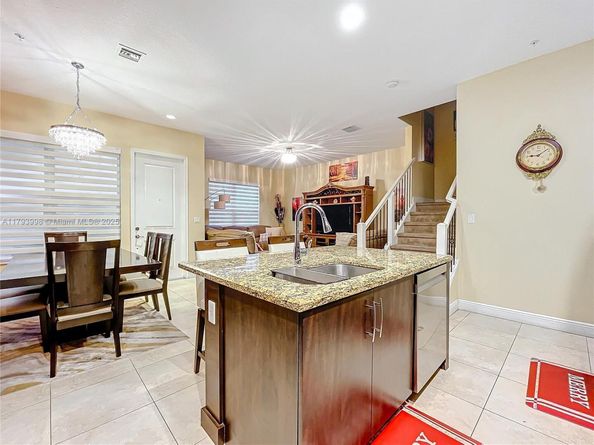 12448 NW 17th Mnr, Pembroke Pines FL 33028