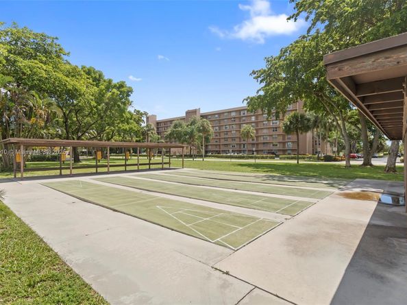 4570 NW 18th Ave 606, Deerfield Beach FL 33064