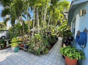 622 NW 7th Ave, Homestead FL 33030