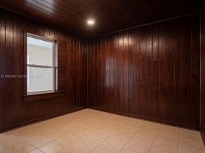 622 NW 7th Ave, Homestead FL 33030