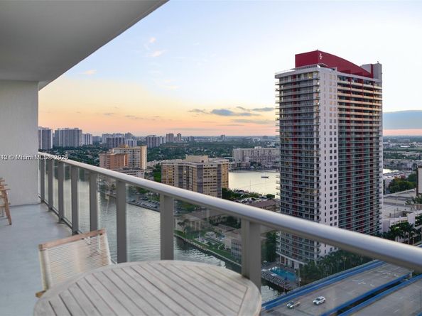 4010 S Ocean Dr R1606, Hollywood FL 33019