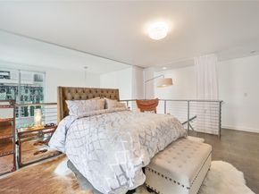 1060 Brickell Ave 1003, Miami FL 33131