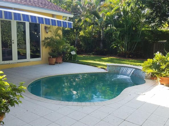 1612 Funston St, Hollywood FL 33020