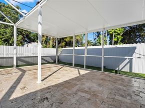 2410 Gulfstream Dr, Miramar FL 33023