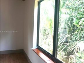 7221 Freedom St, Hollywood FL 33024