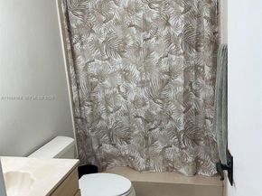 13951 Kendale Lakes Cir 910A, Miami FL 33183