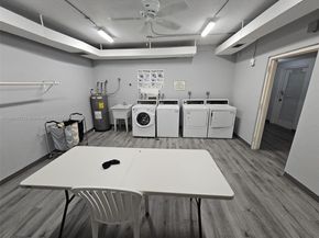 4200 Hillcrest Dr 1015, Hollywood FL 33021