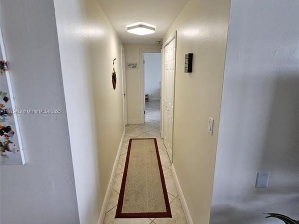 4200 Hillcrest Dr 1015, Hollywood FL 33021