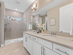 4434 Ficus St, Hollywood FL 33021