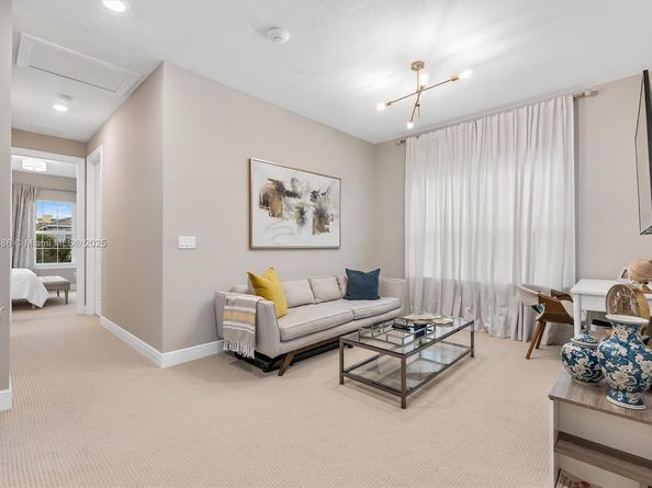 4434 Ficus St, Hollywood FL 33021
