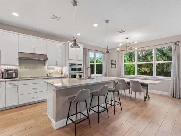 4434 Ficus St, Hollywood FL 33021