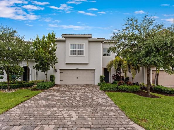 4434 Ficus St, Hollywood FL 33021