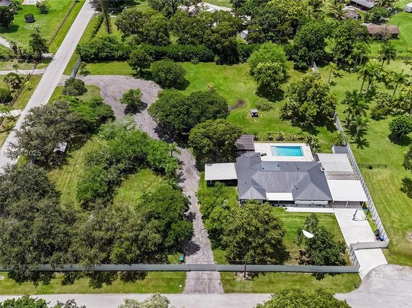 18300 SW 48th St, Southwest Ranches FL 33331