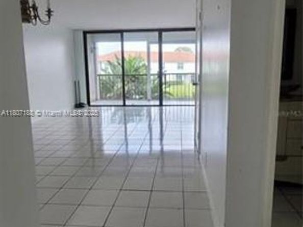 4090 Tivoli Ct 201, Lake Worth FL 33467