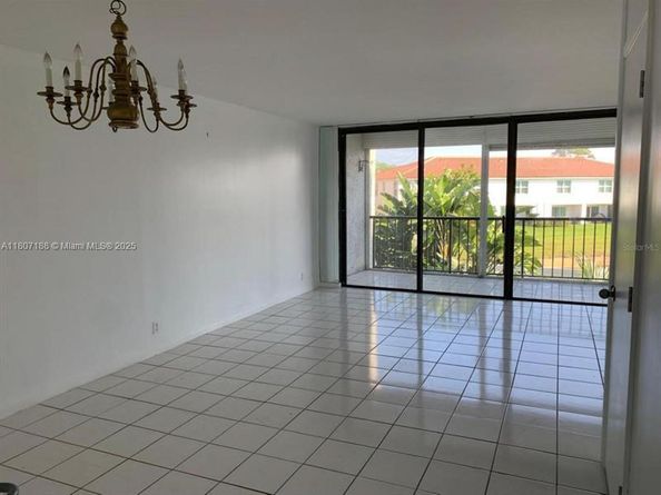 4090 Tivoli Ct 201, Lake Worth FL 33467