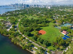 5600 N Bayshore Dr, Miami FL 33137