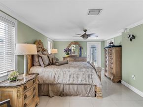 17932 NW 78th Ave, Hialeah FL 33015