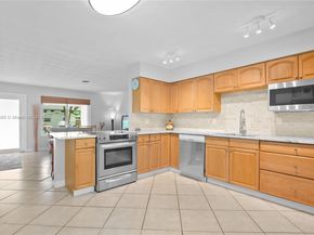 4421 SW 33rd Ave, Dania Beach FL 33312