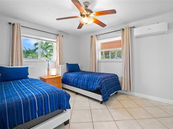 4421 SW 33rd Ave, Dania Beach FL 33312