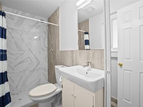 4421 SW 33rd Ave, Dania Beach FL 33312