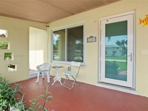 4421 SW 33rd Ave, Dania Beach FL 33312