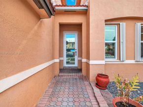 7835 W 33rd Ln, Hialeah FL 33018