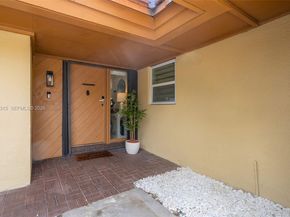 19951 NE 10th Place Way, Miami FL 33179