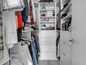 19951 NE 10th Place Way, Miami FL 33179