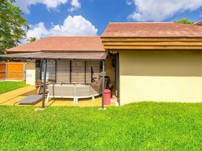 19951 NE 10th Place Way, Miami FL 33179