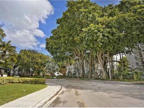 750 NE 64th St B511, Miami FL 33138