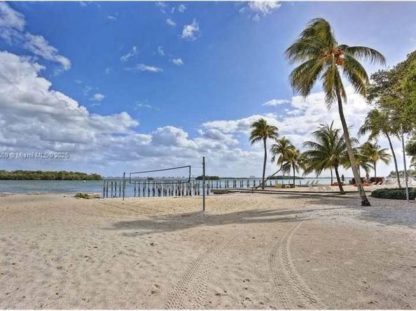750 NE 64th St B511, Miami FL 33138
