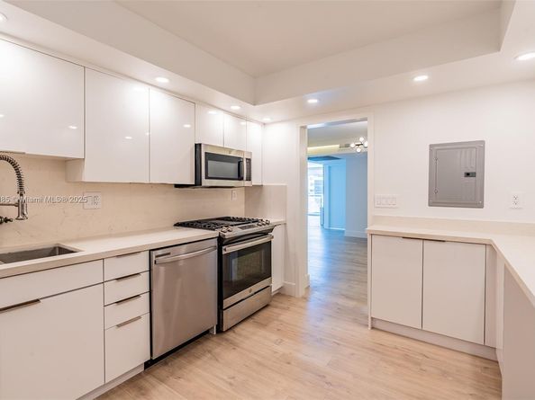 2030 S Ocean Dr 1127, Hallandale Beach FL 33009