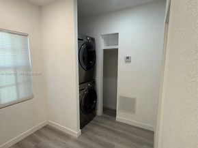 4020 NW 12th Ave, Miami FL 33127