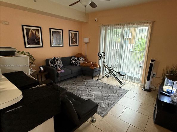 11050 SW 196th St 201, Cutler Bay FL 33157